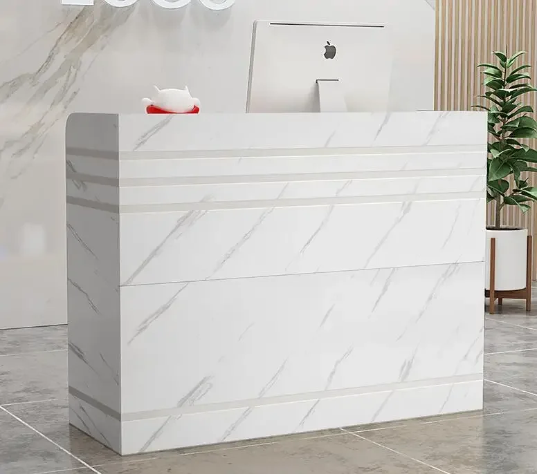 Baby Clothing Store - Dayanıklı kasiyer tezgahı, sade, modern, küçük